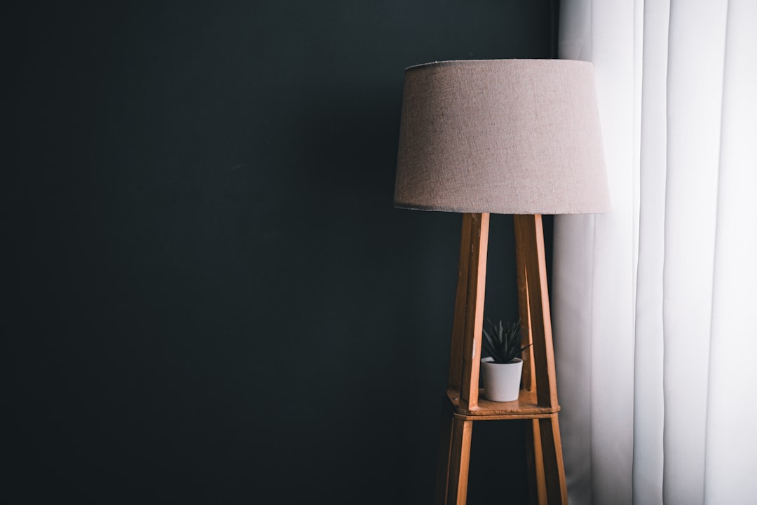 Photo Scandinavian fabric shade floor lamp