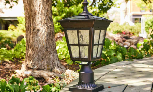 Realistic Solar Lanterns: The Perfect Outdoor Lighting Solution